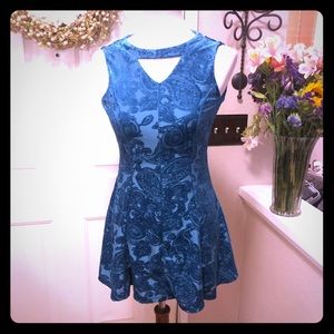 Anthropologie Lilt Short Midi Velvet Detail Dress